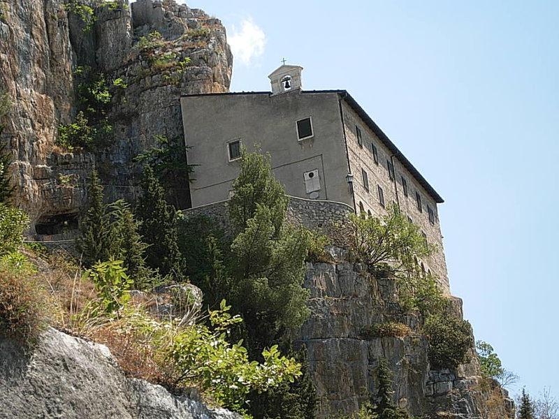 Dietro Piazza Maggiore Sulmona Dış mekan fotoğraf